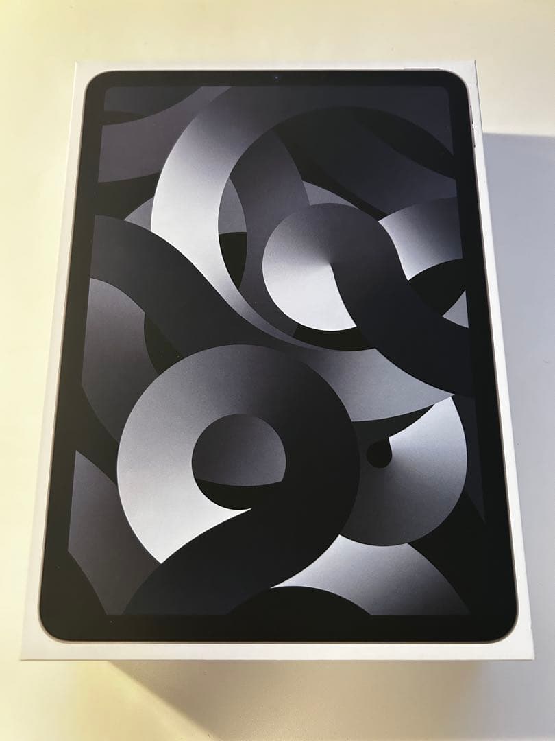 【未使用に近い】 iPad Air（第5世代） A2588