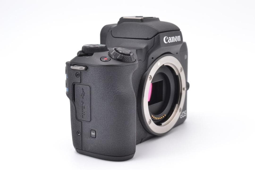 ■ 美品 ■ キャノン　Canon EOS Kiss M レンズキット
