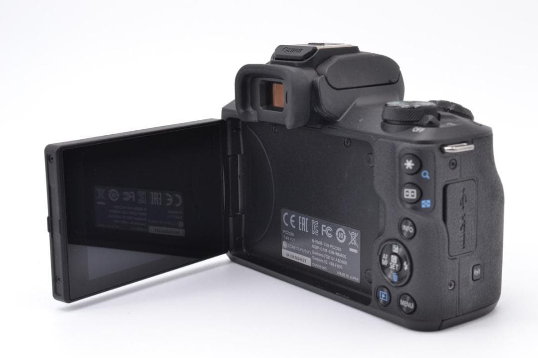 ■ 美品 ■ キャノン　Canon EOS Kiss M レンズキット