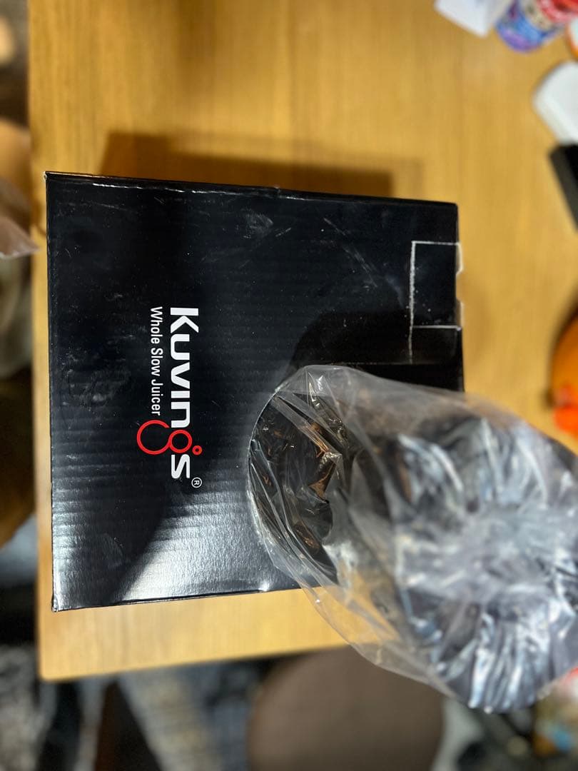 も*ま様 未使用！　クビンス サイレントジューサー(jsg-82s) ミキサー