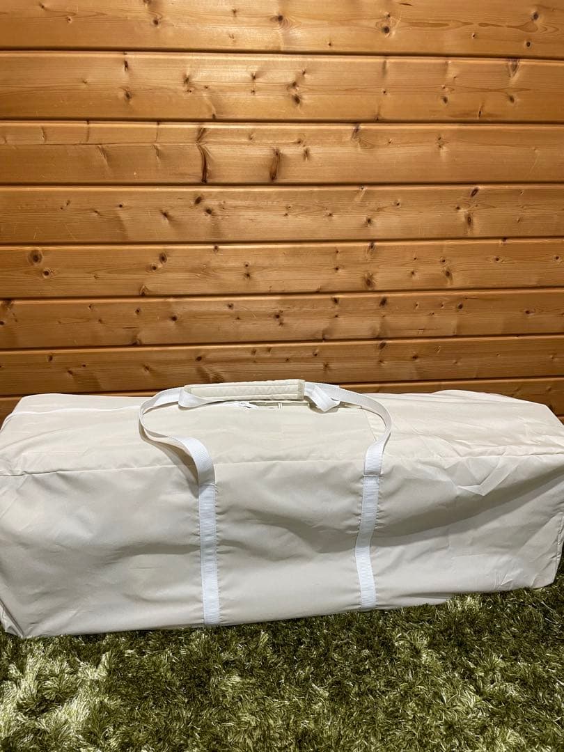 超美品　ココネルエアー　ホワイトグレー　ベビーベッド