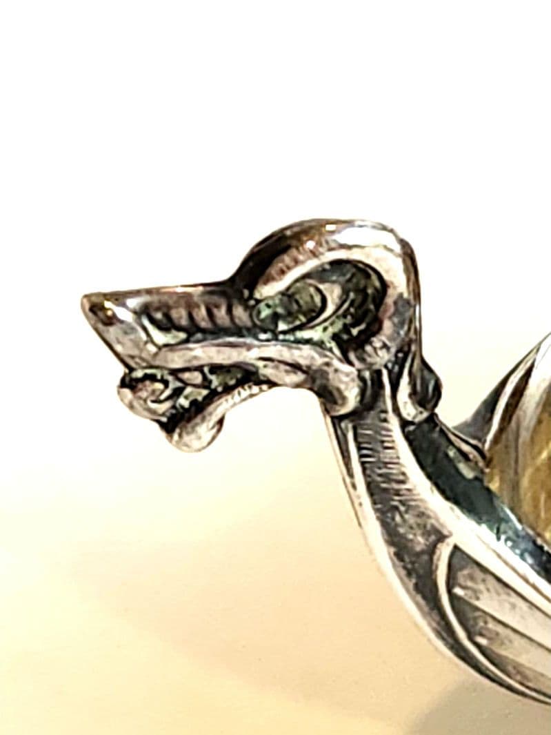 バイキング船型 銀製装飾品セット (卓上 塩または辛子入れ) アンティーク