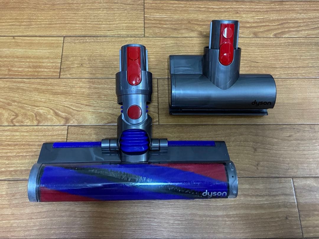 【美品】dyson V8 slim fluffy 【未使用】￼アクセサリ　41分