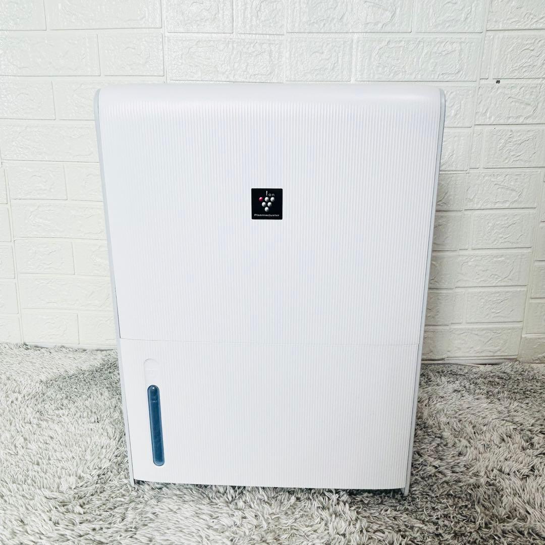 極美品 シャープ 加熱気化式加湿器 HV-R120-W 新品付属品付き