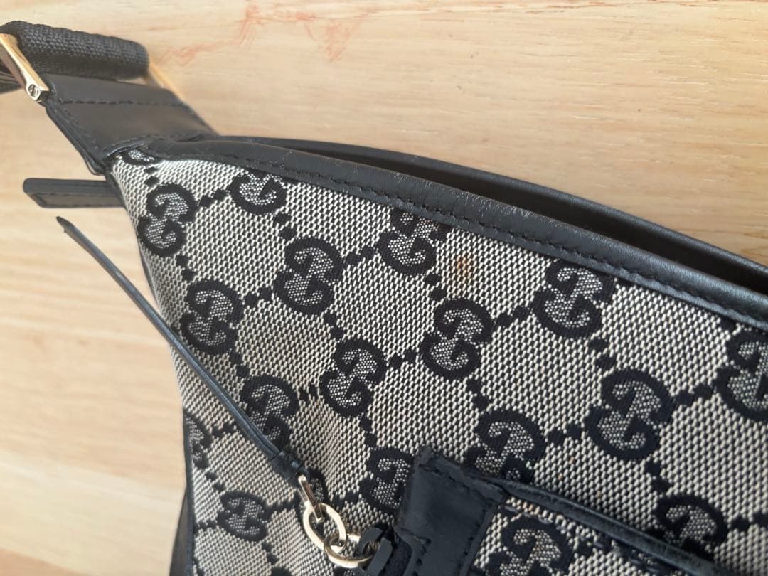 GUCCI GG柄 ショルダーバッグ ワンショルダーショルダーバッグ GG