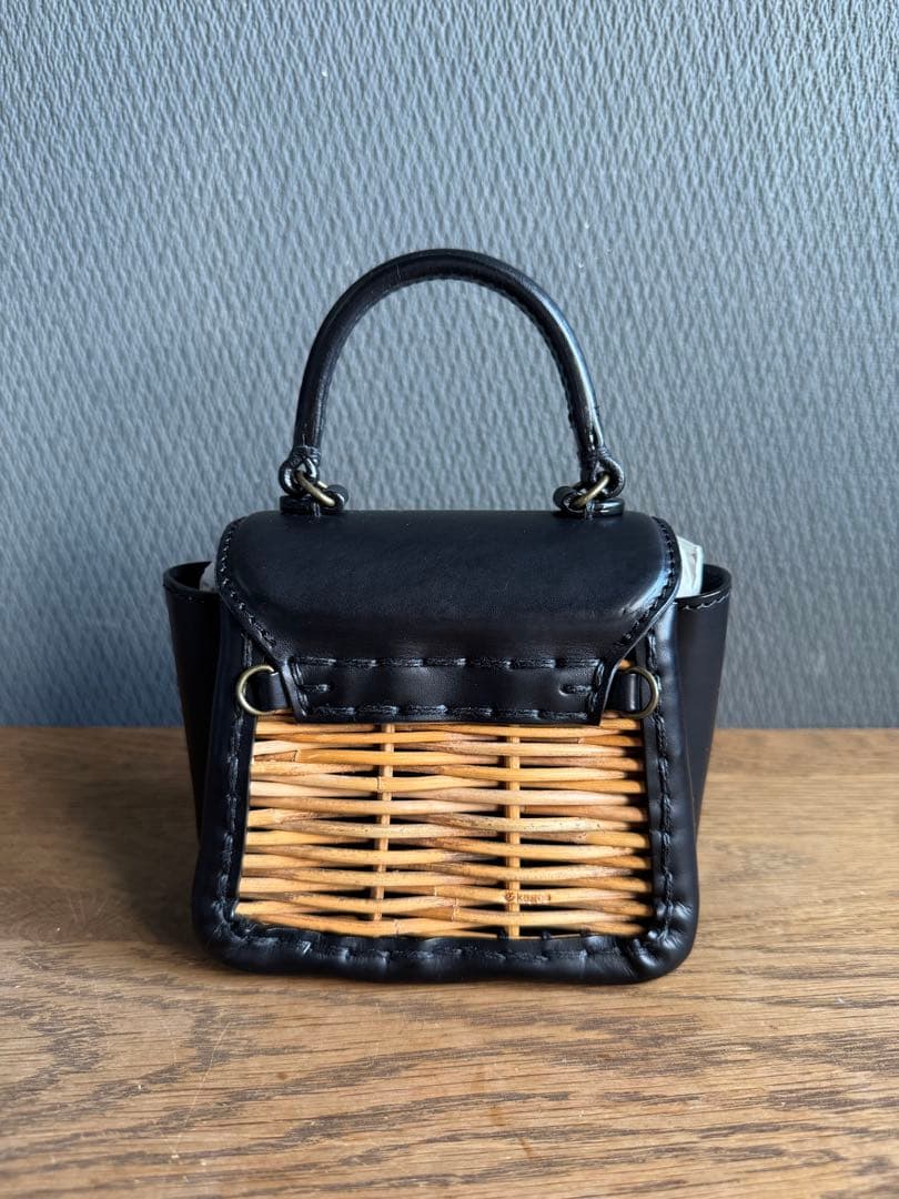 ebagosカーフ・ハンドバッグss