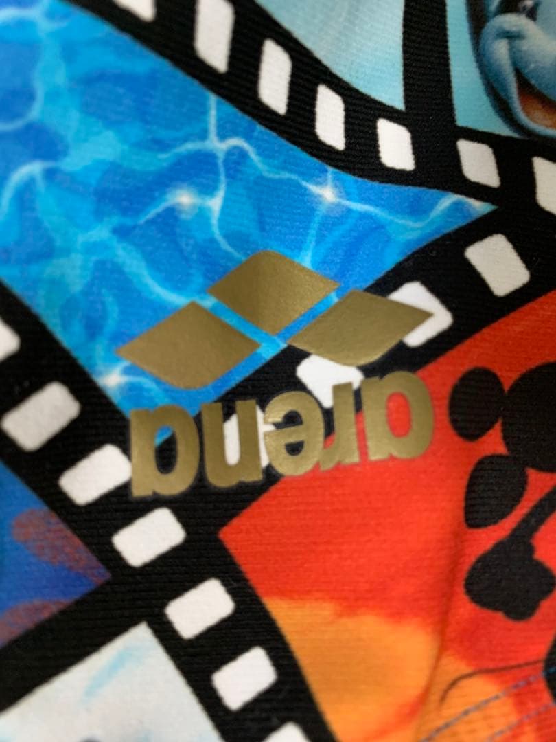 アリーナディズニー水着とミズノキャップ