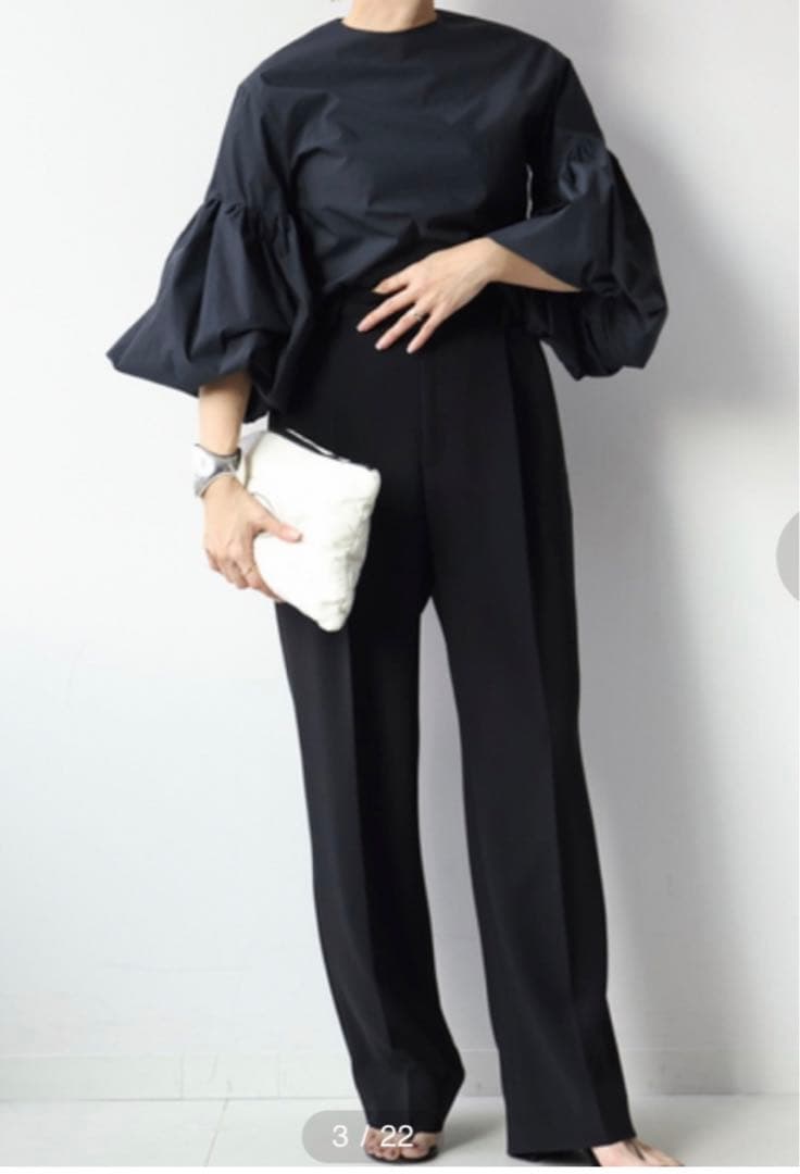 CELERI 2025SS パフスリーブシャツ　黒　ドゥーズィエムクラス