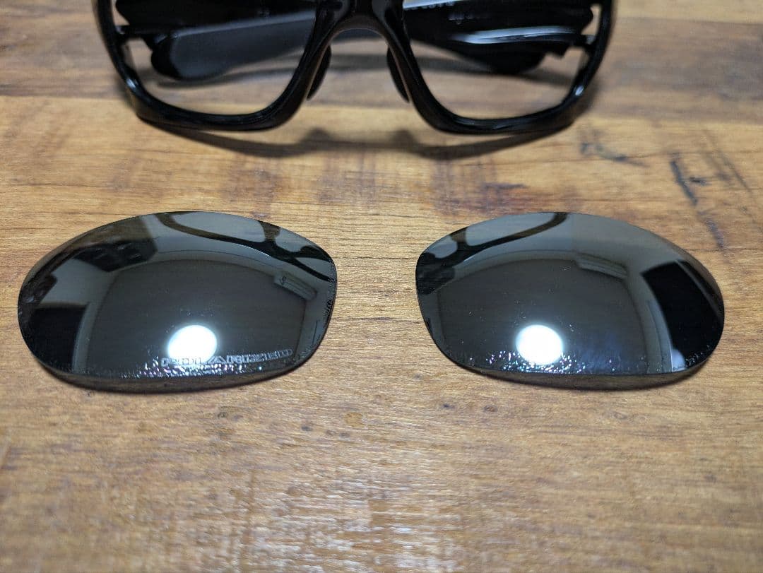 オークリー (Oakley) モデル名: ピットブル