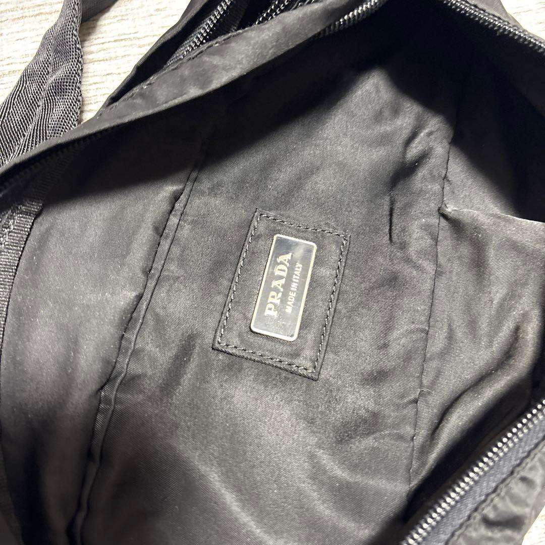 ま*ん様 プラダ　ウエストポーチ