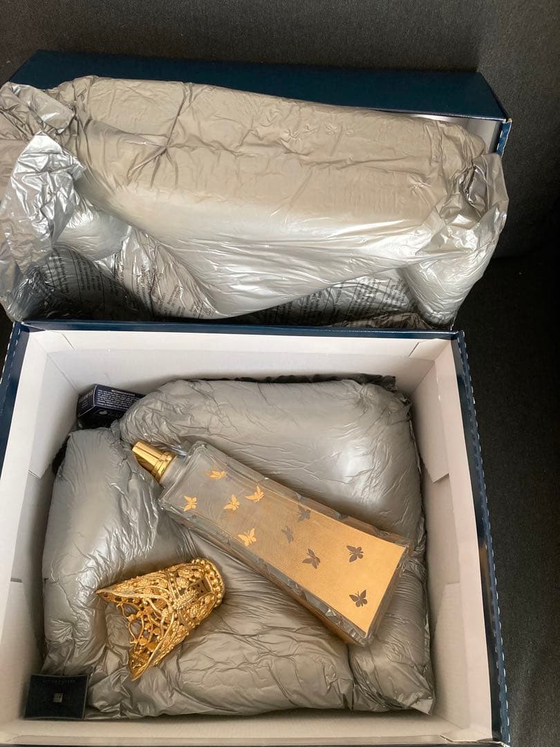 ランプベルジェ　バカラ　クリスタルランプ　パピヨン　未使用　Baccarat