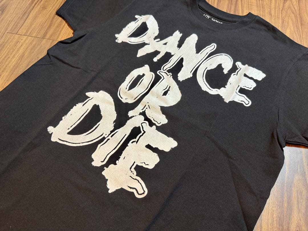 (新品)レディーガガ VIPGOLD 最前列 踊るか死ぬかTシャツ M〜最安値〜