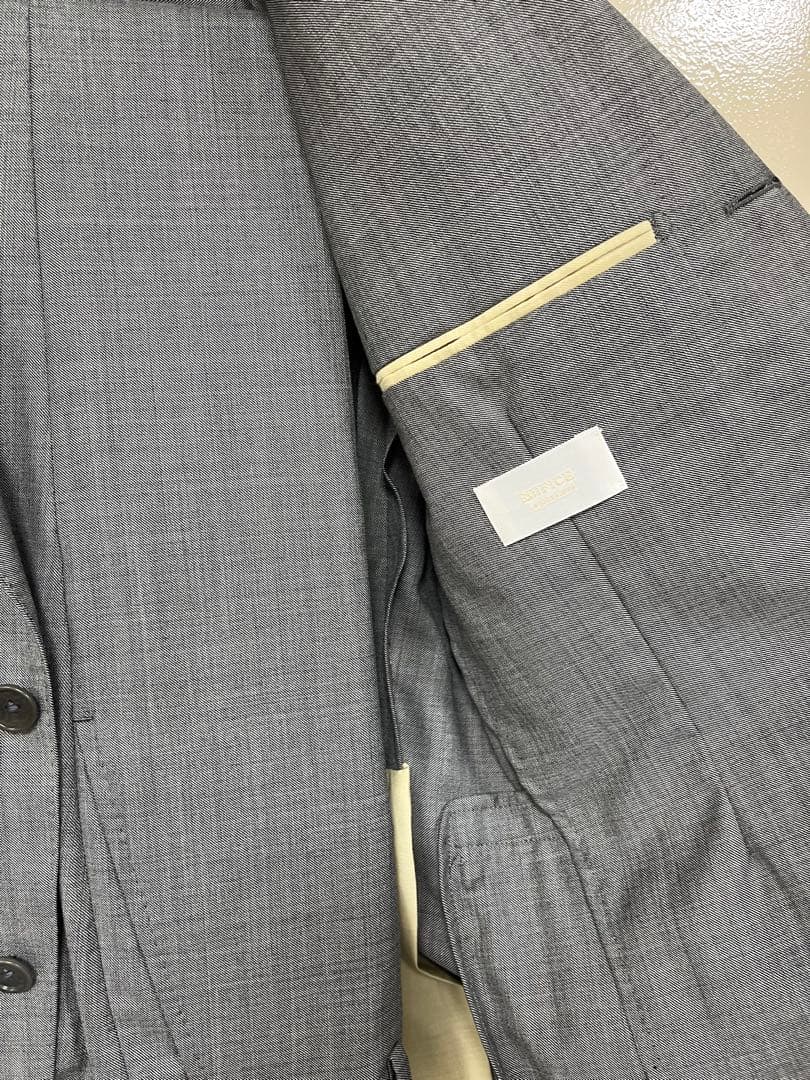 大特価　未使用エディフィス　ミディアムグレーサイズ50スーツ