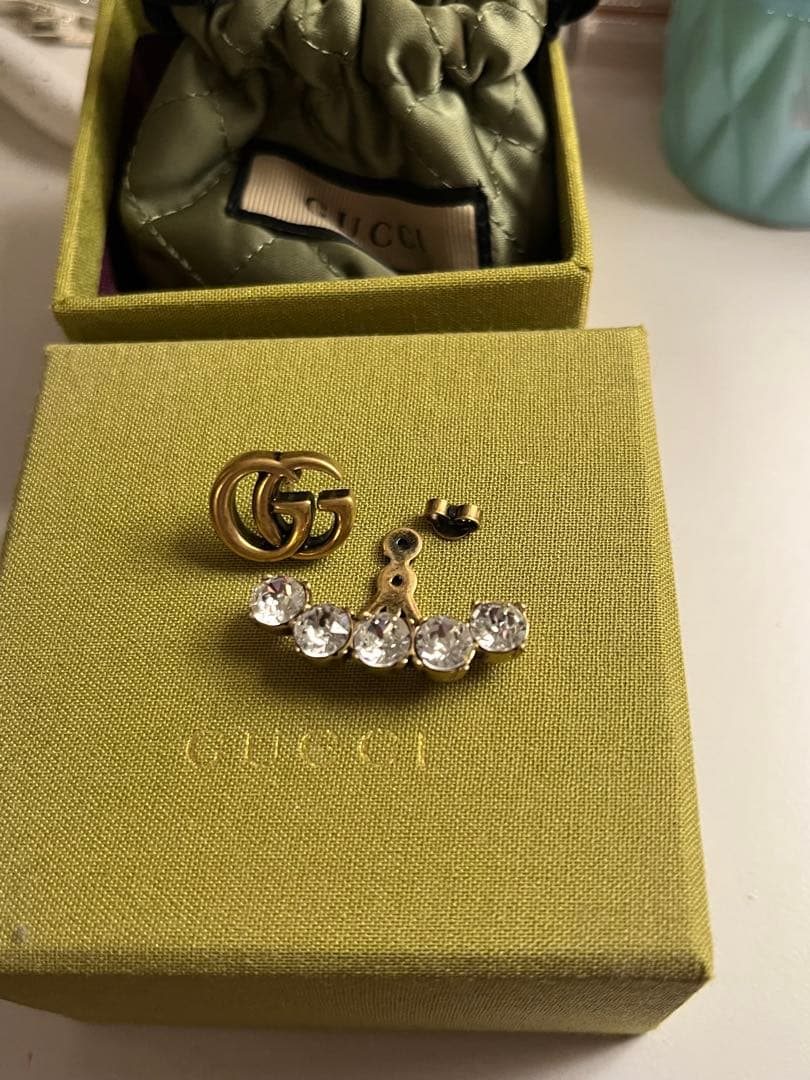 【美品】GUCCI GGロゴ クリスタル ピアス(片耳用)