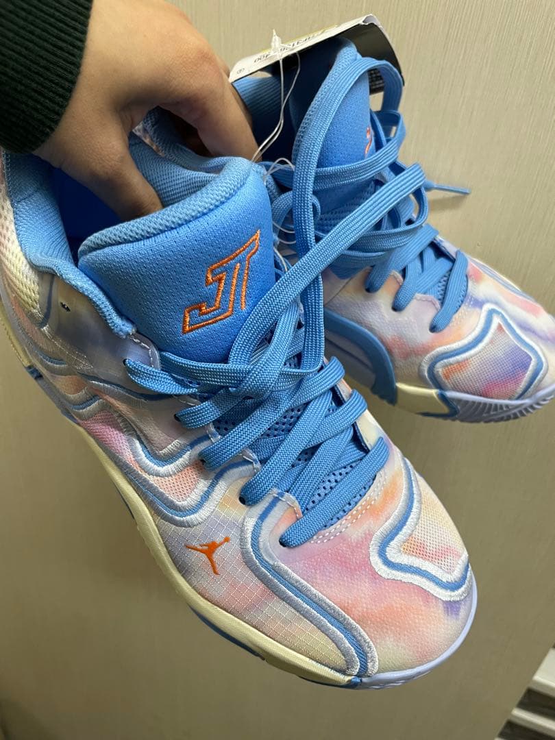 新品！試し履きのみ。NIKE バッシュ　ジョーダン　テイタム