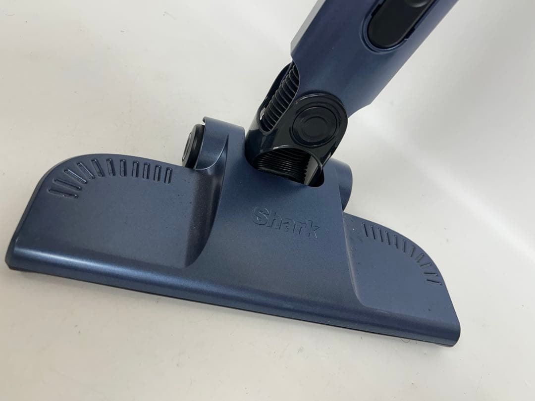 Shark サイクロンスティッククリーナー CH966JBJ