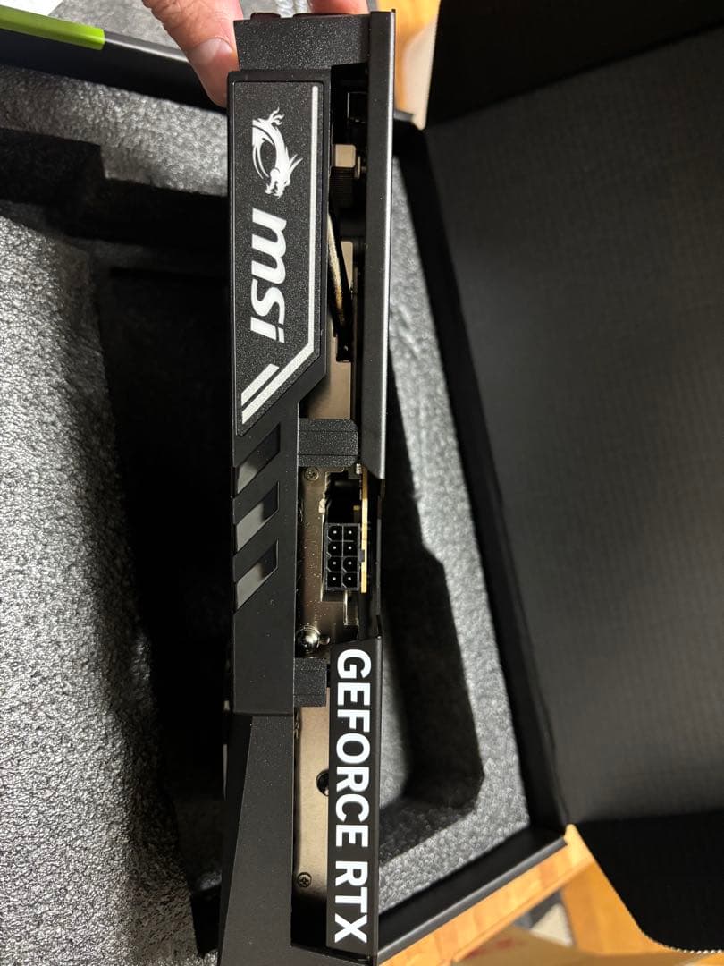 グラフィックボード・グラボ・ビデオカード MSI GeForce RTX5060 8G GAMING TRIO OC