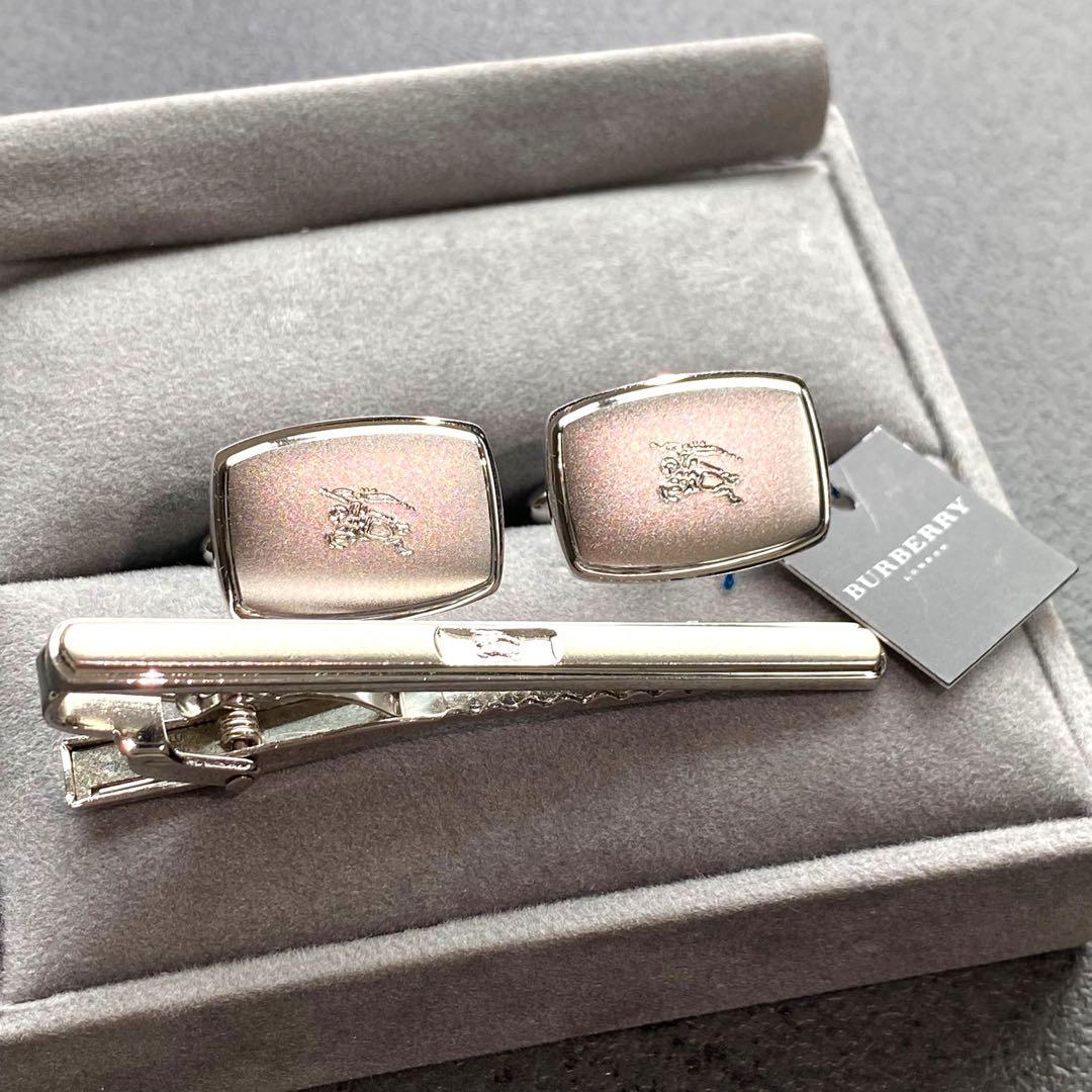 【未使用】Burberry Londonカフリンクス　ネクタイピン　２点セット