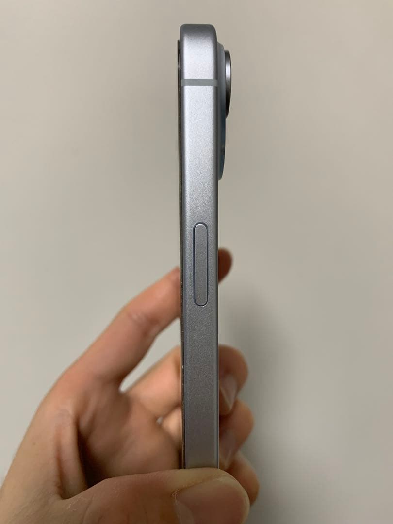 Apple iPhone 15 ミントグリーン