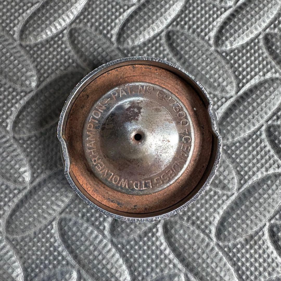 ハーレー ピーナッツ タンク ワッセル パン ナックル ショベル トライアンフ