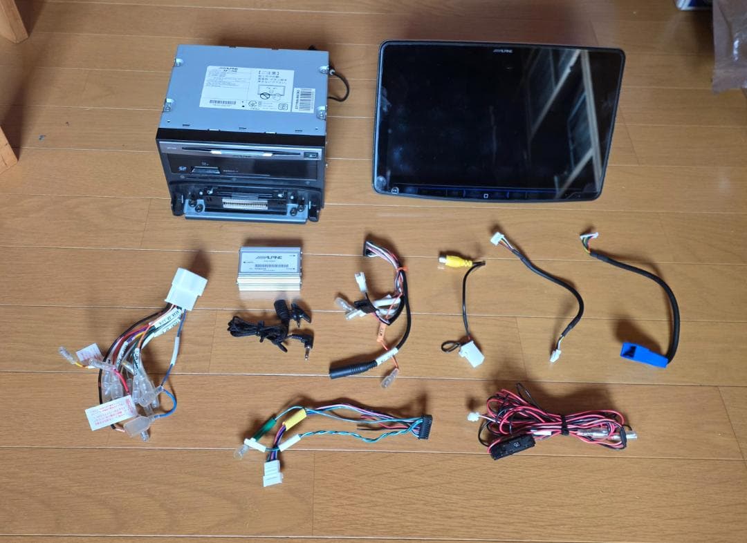 ALPINE XF11NX カーオーディオ 本体と配線一式