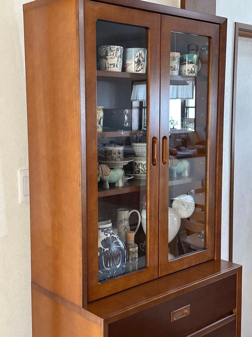 えみすけ　カリモク60 カップボード　北欧