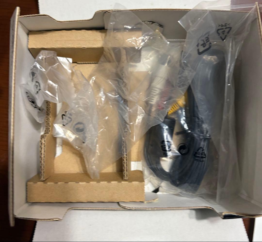 (美品)Nikon COOLPIX S6200 レッド