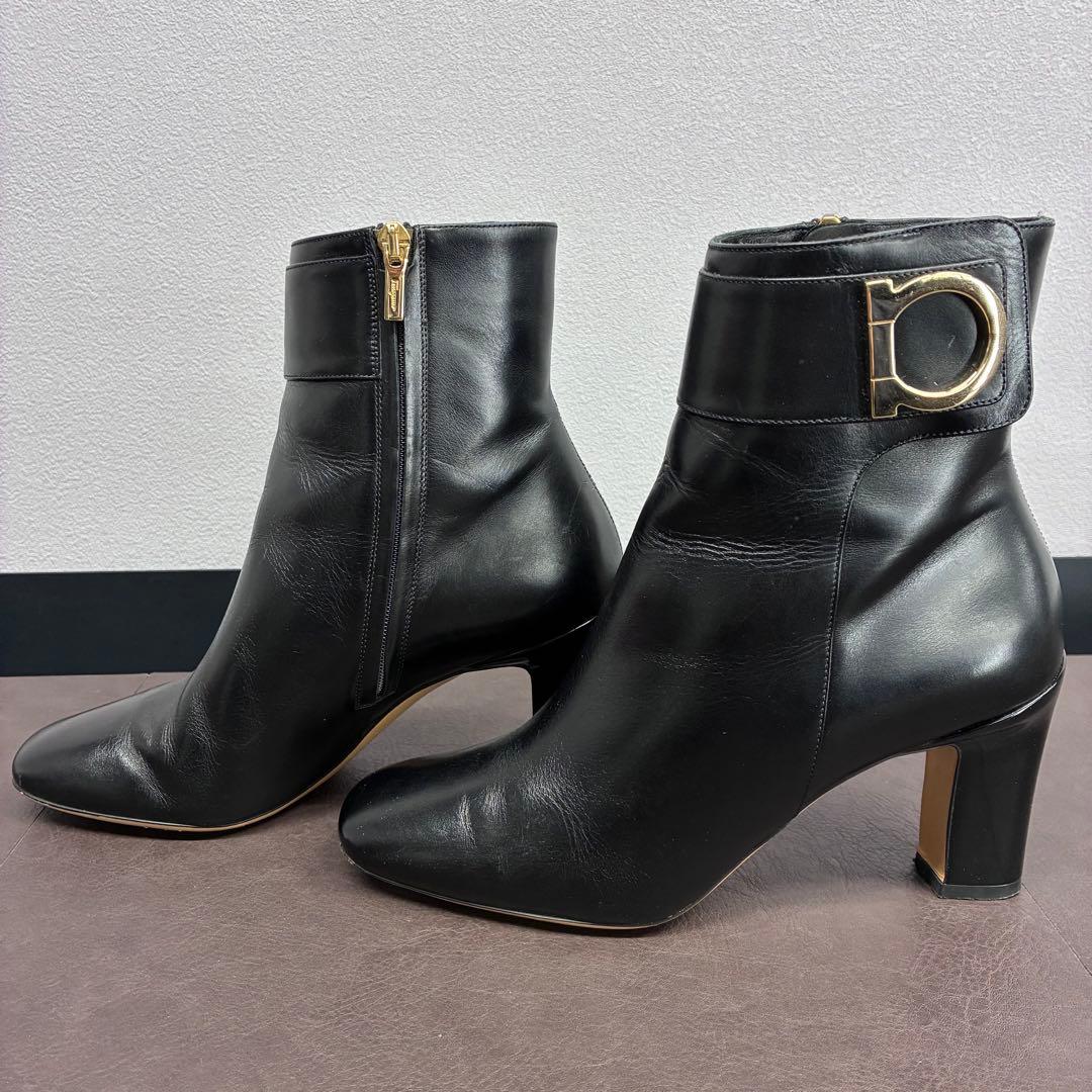 【鑑定済み】サルヴァトーレ・フェラガモ ガンチーニ ショートブーツ