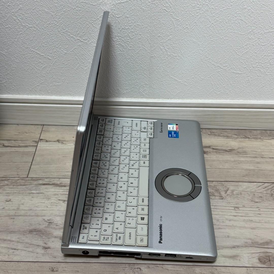 即使用可能♪ 11世代 i5 dynabook メモリ16GB SSD256GB