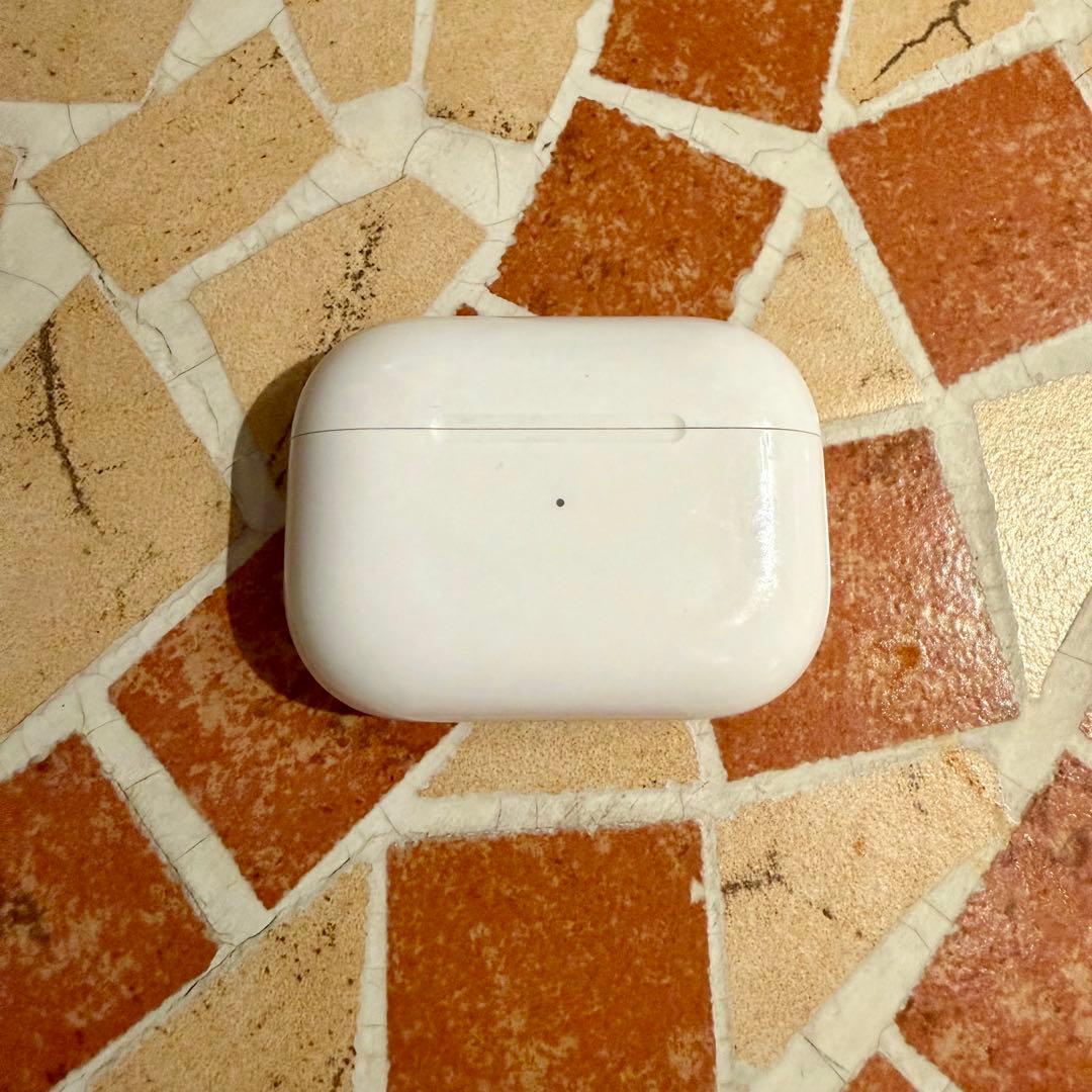 AirPods Pro 第2世代　Lightningコネクタ 箱付き