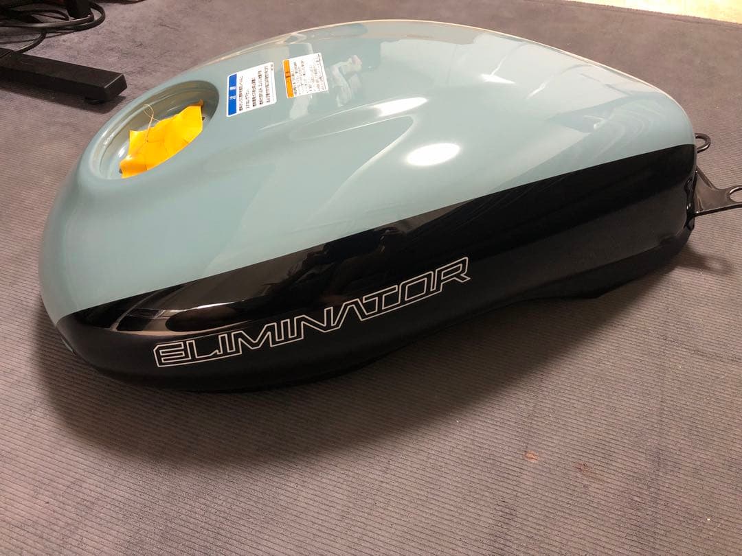エリミネーター400SE新車外しタンクセット　ブルー×ブラック