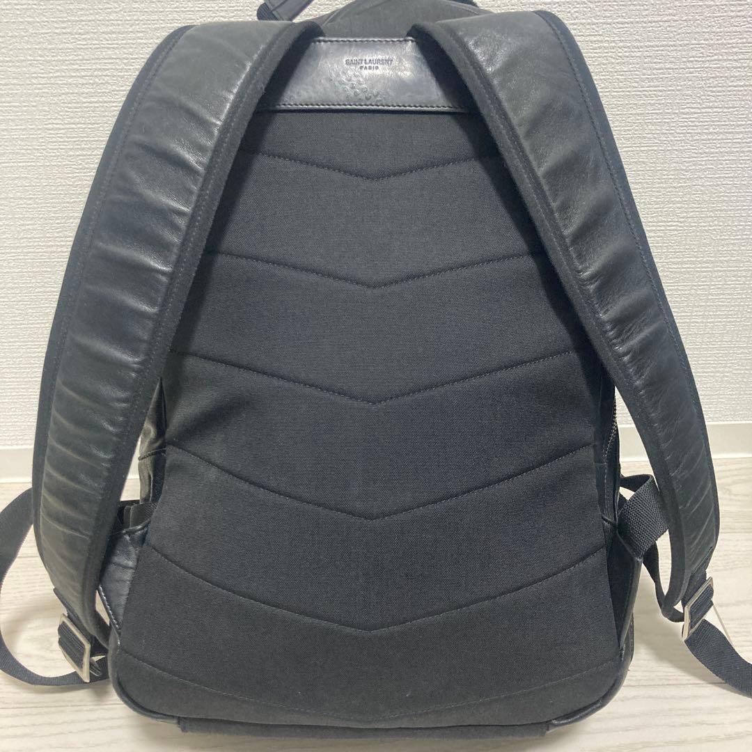【美品】サンローランパリ　トレッキングバックパック　シティ　レザー　ロゴ　黒