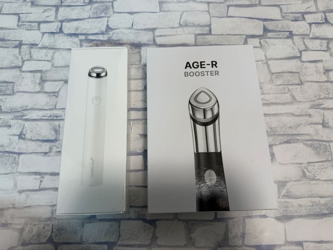 【新品未開封】メディキューブ 美顔器 2点セット