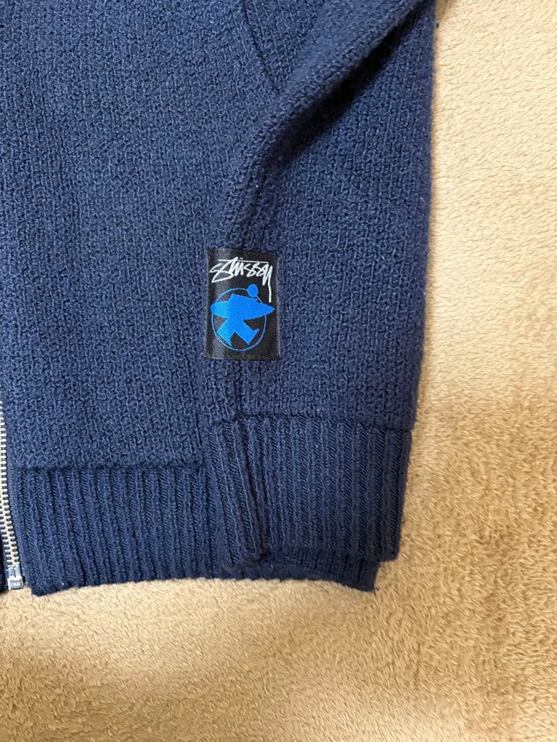 トップス HOODED ZIP SWEATER stussy