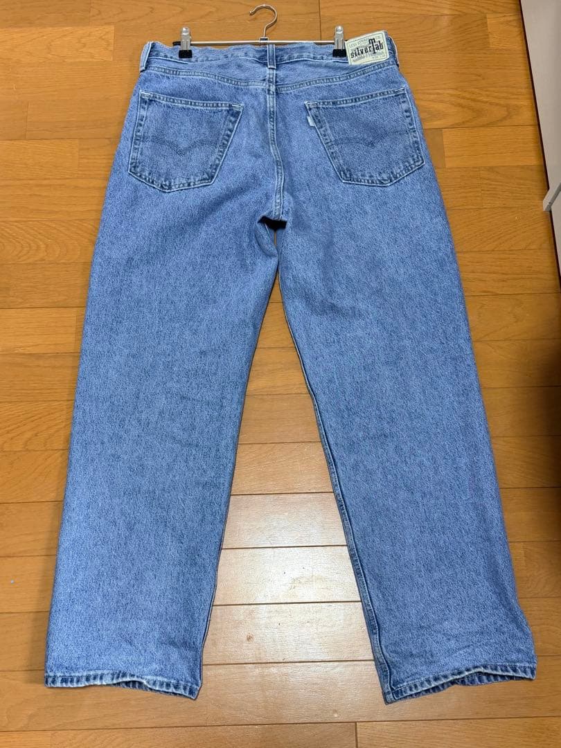 Levi’s silver tab LOOSE 90s