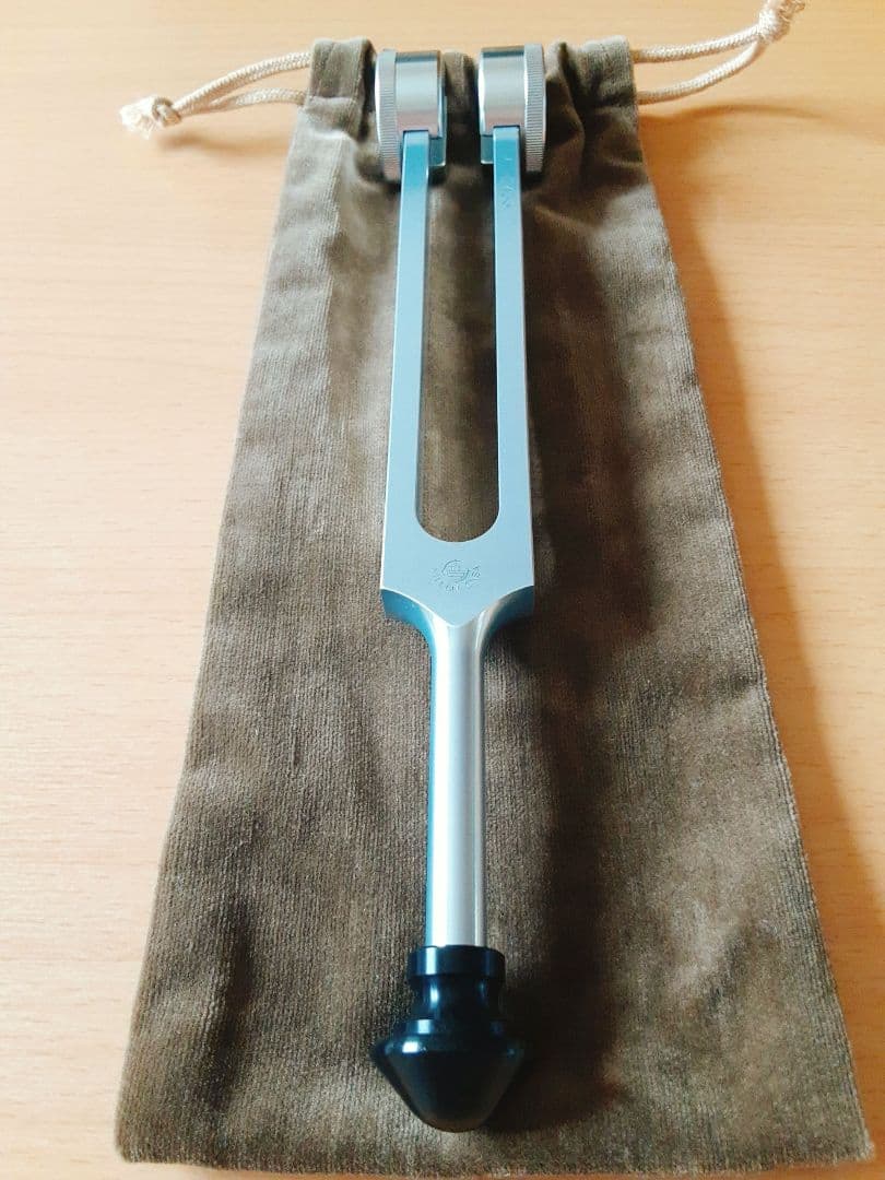 【美品】128Hz アースチューナー マドモアゼル・愛 巾着付