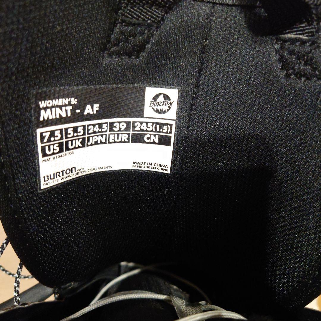 Burton 女性用 スノーボードブーツ 黒/花柄