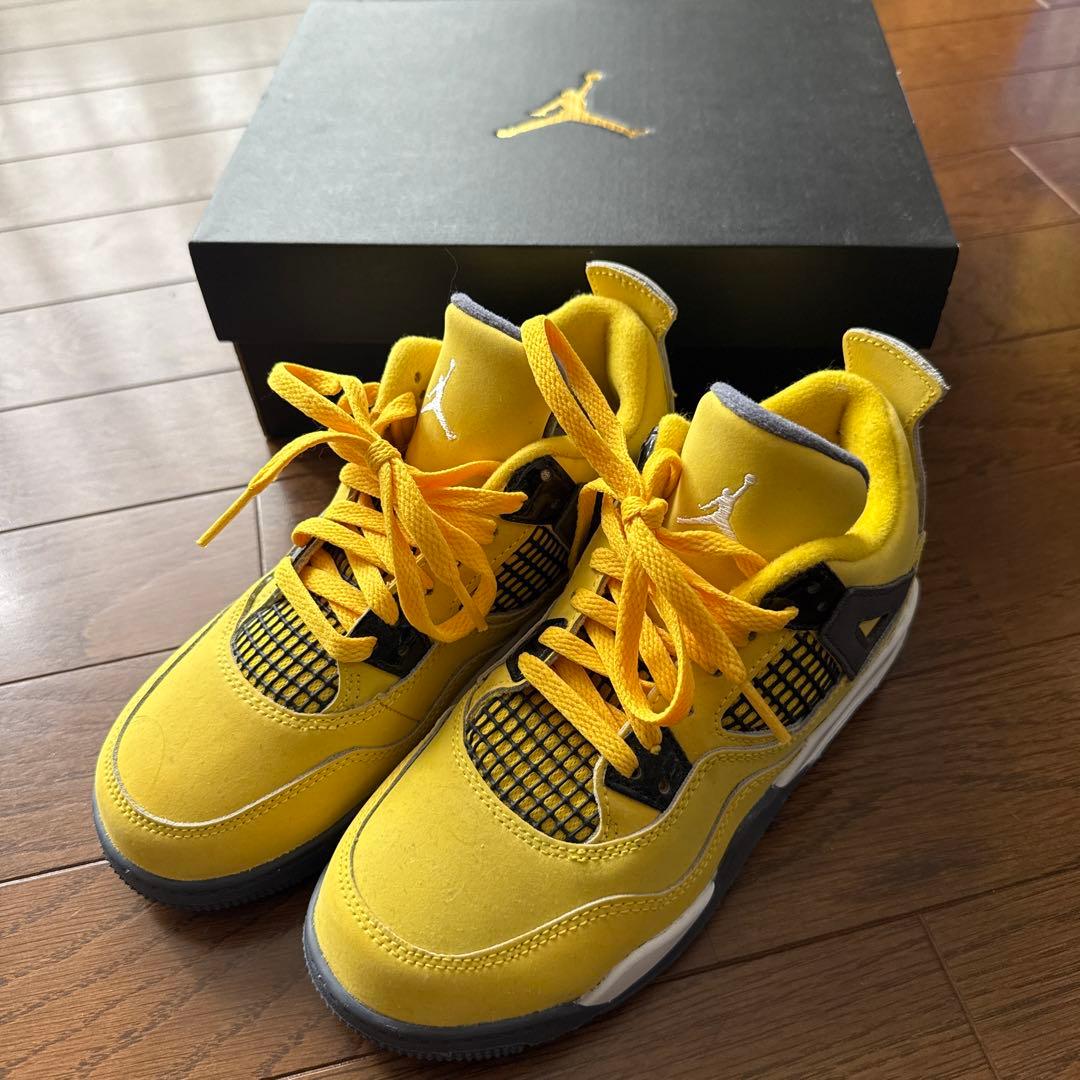 ジョジョ NIKE AIR JORDAN4 \