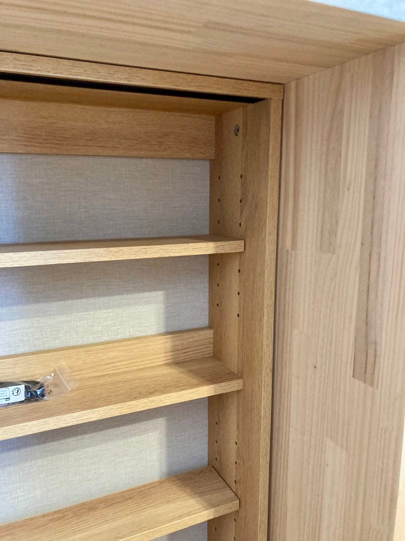 カウンター下　薄型　引き戸収納　木製　スライド扉　収納キャビネット