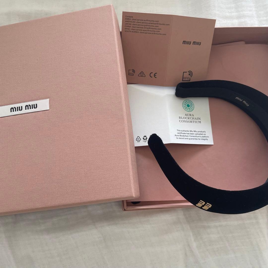 む*た様 miumiu カチューシャ　正規品　ユナ着用