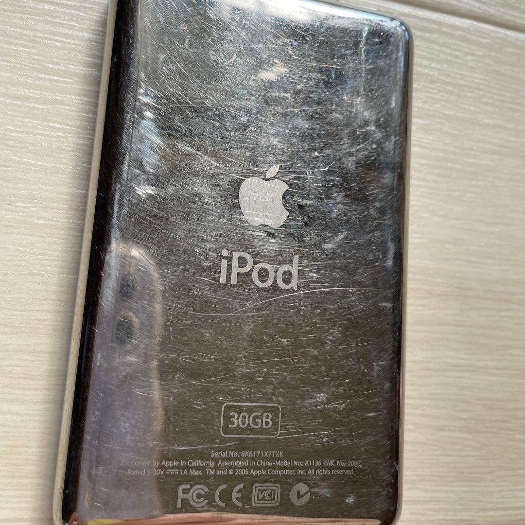 iPod Apple 第5世代 30GB ブラック 動作確認済 初期化済