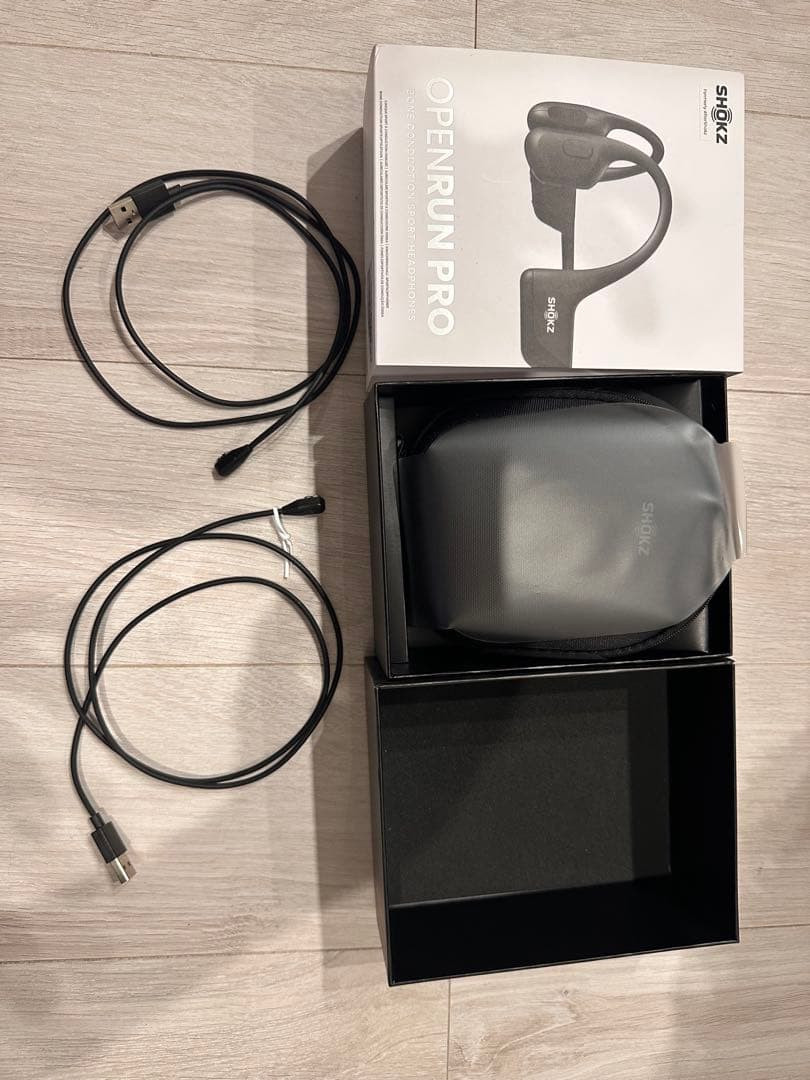 [おまけ付］Shokz OpenRun PRO中古品　付属品完品