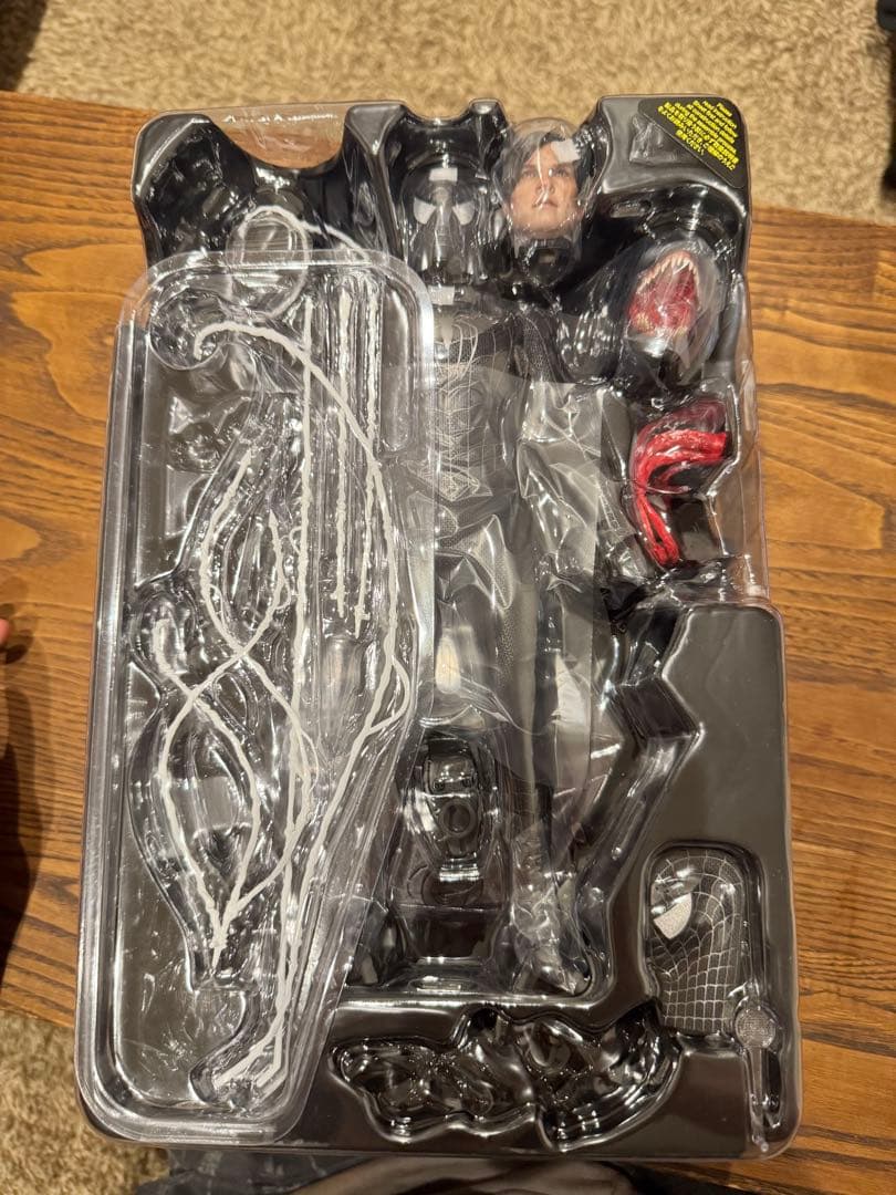 【中古美品】ホットトイズ 1/6 スパイダーマン3 ブラックスーツ