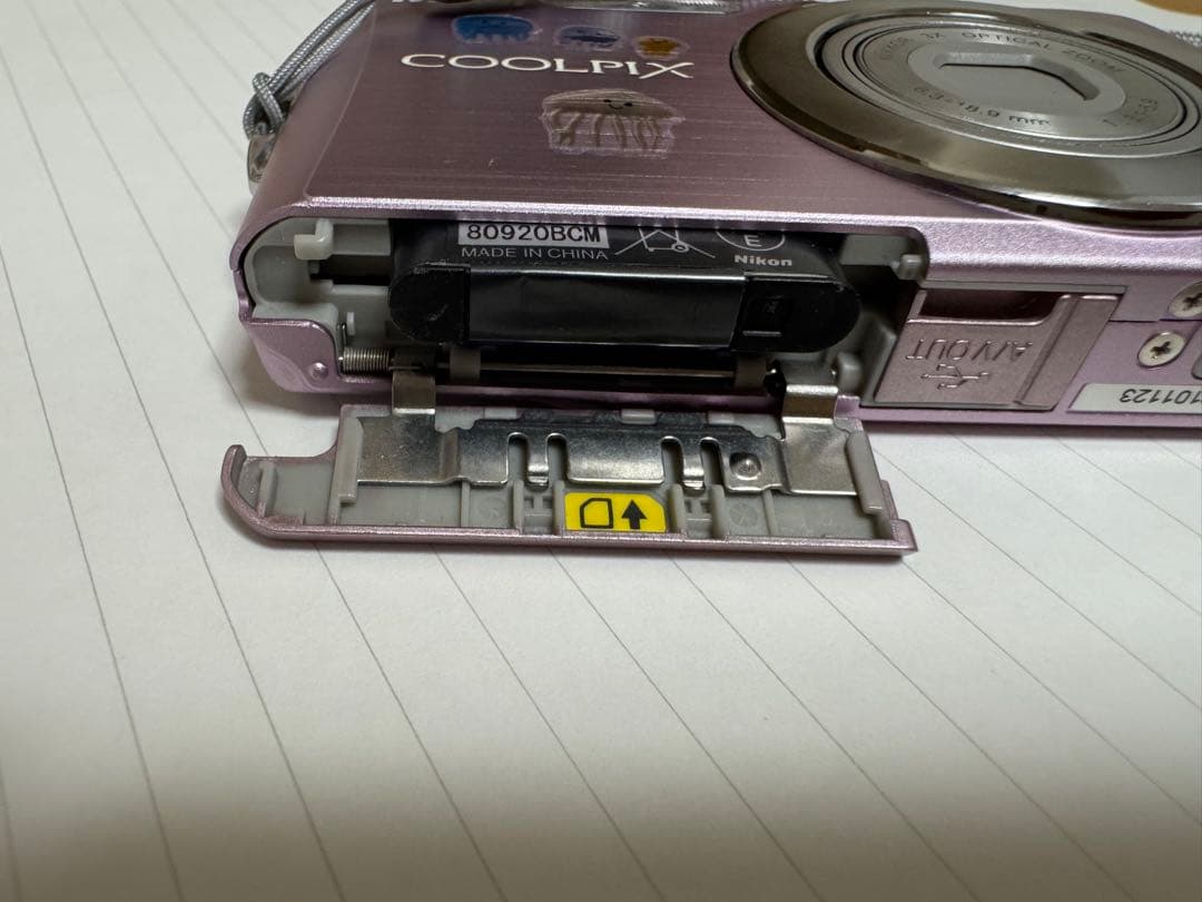 オールドコンデジ Nikon COOLPIX S210