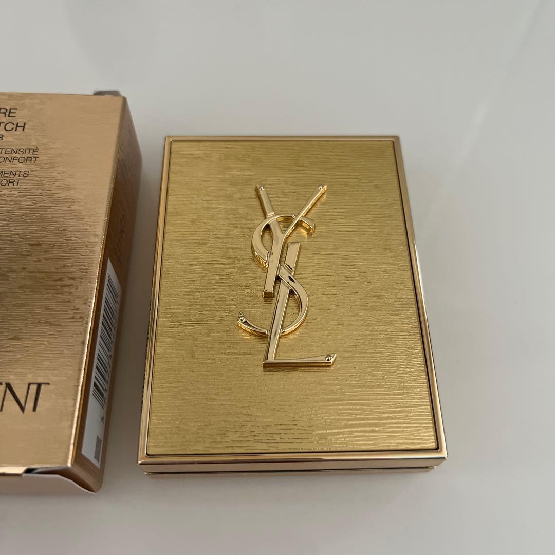 イヴ・サンローラン　クチュールミニクラッチ　025 コレクター