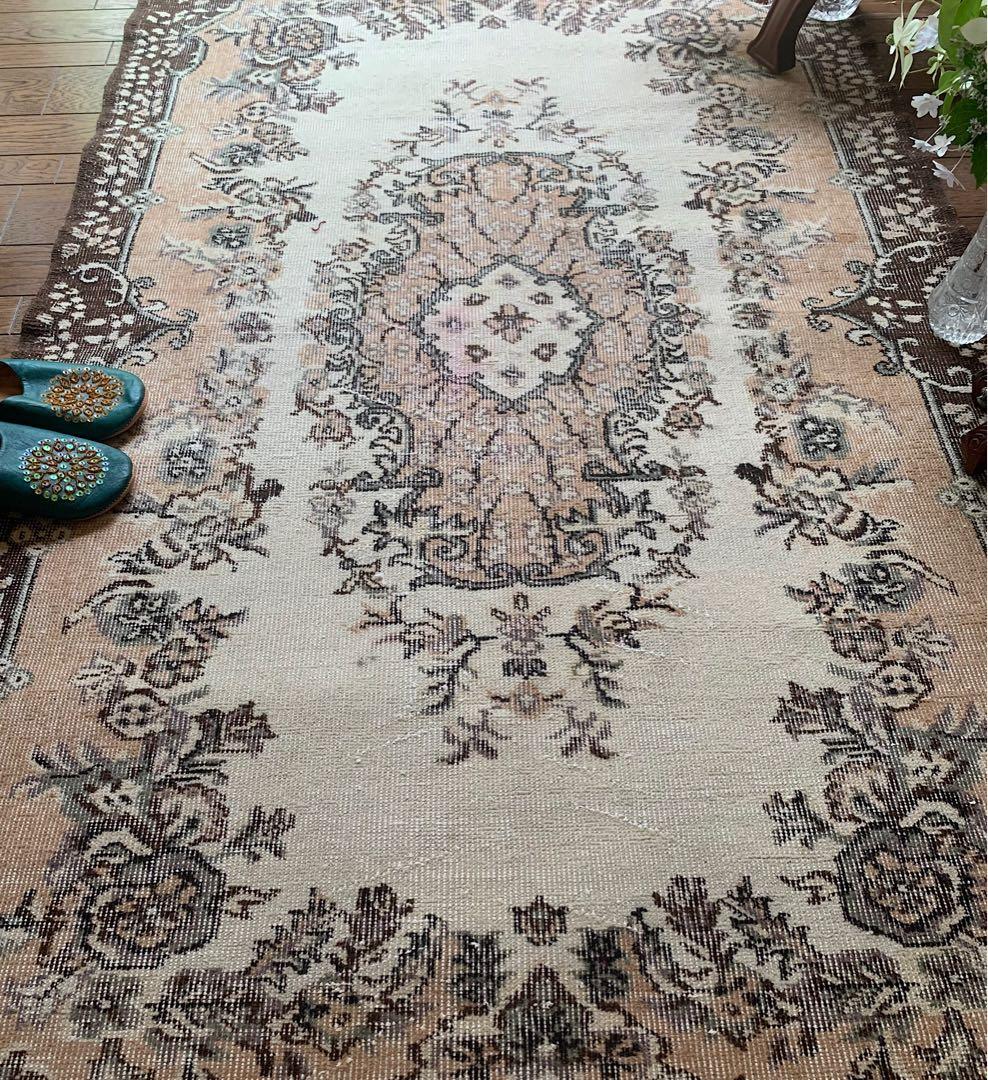 超バーゲン価格！ボタニカル208×120 ペールオレンジ　トルコヴィンテージラグ