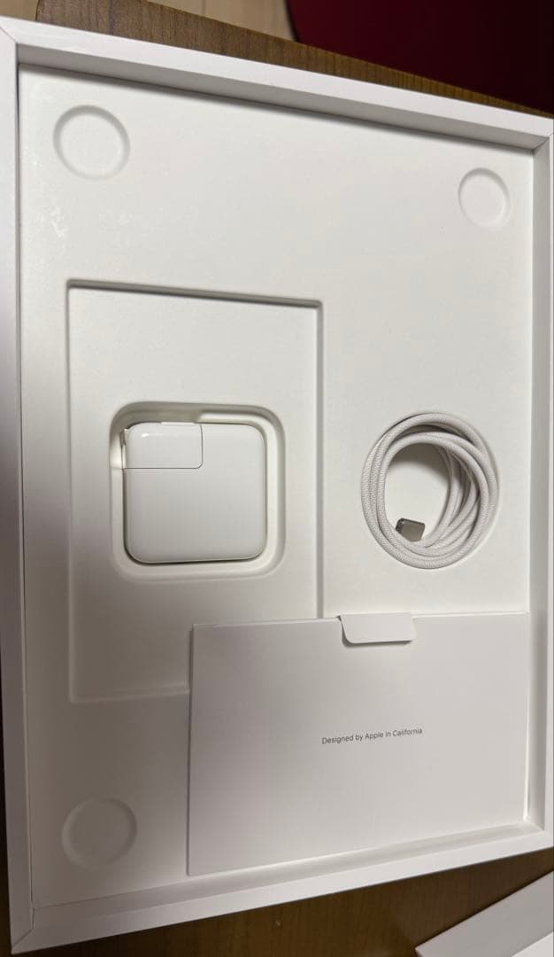 Apple MacBook Air M2スターライト