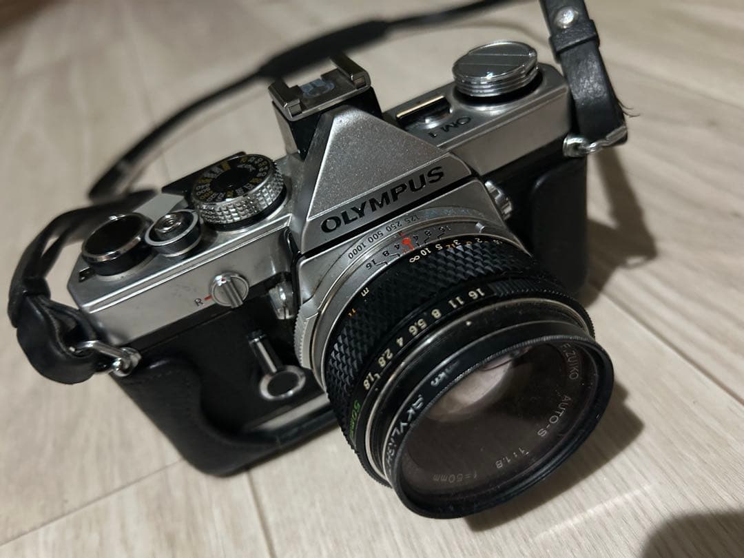 OLYMPUS OM-1 フィルムカメラ レンズ付き