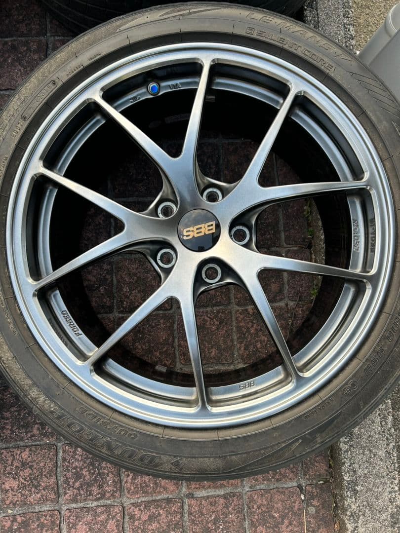 BBS製18インチ・8Jタイヤホイールセット