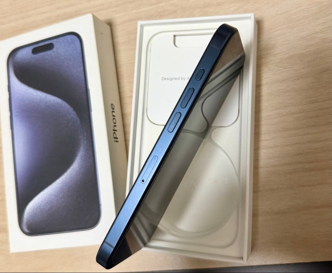 iPhone 15 Pro 256GB ブルーチタニウム SIMフリー